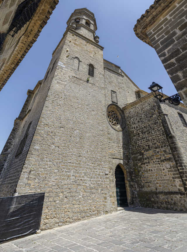 Jaén - Baeza 27 - catedral de La Natividad de Nuestra Señora de Baeza.jpg